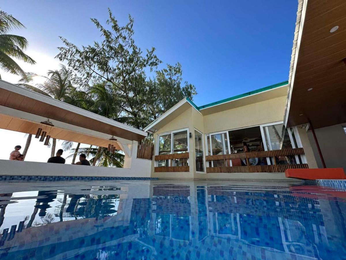 Calypso Beach And Dive Resort Manoc-Manoc ภายนอก รูปภาพ