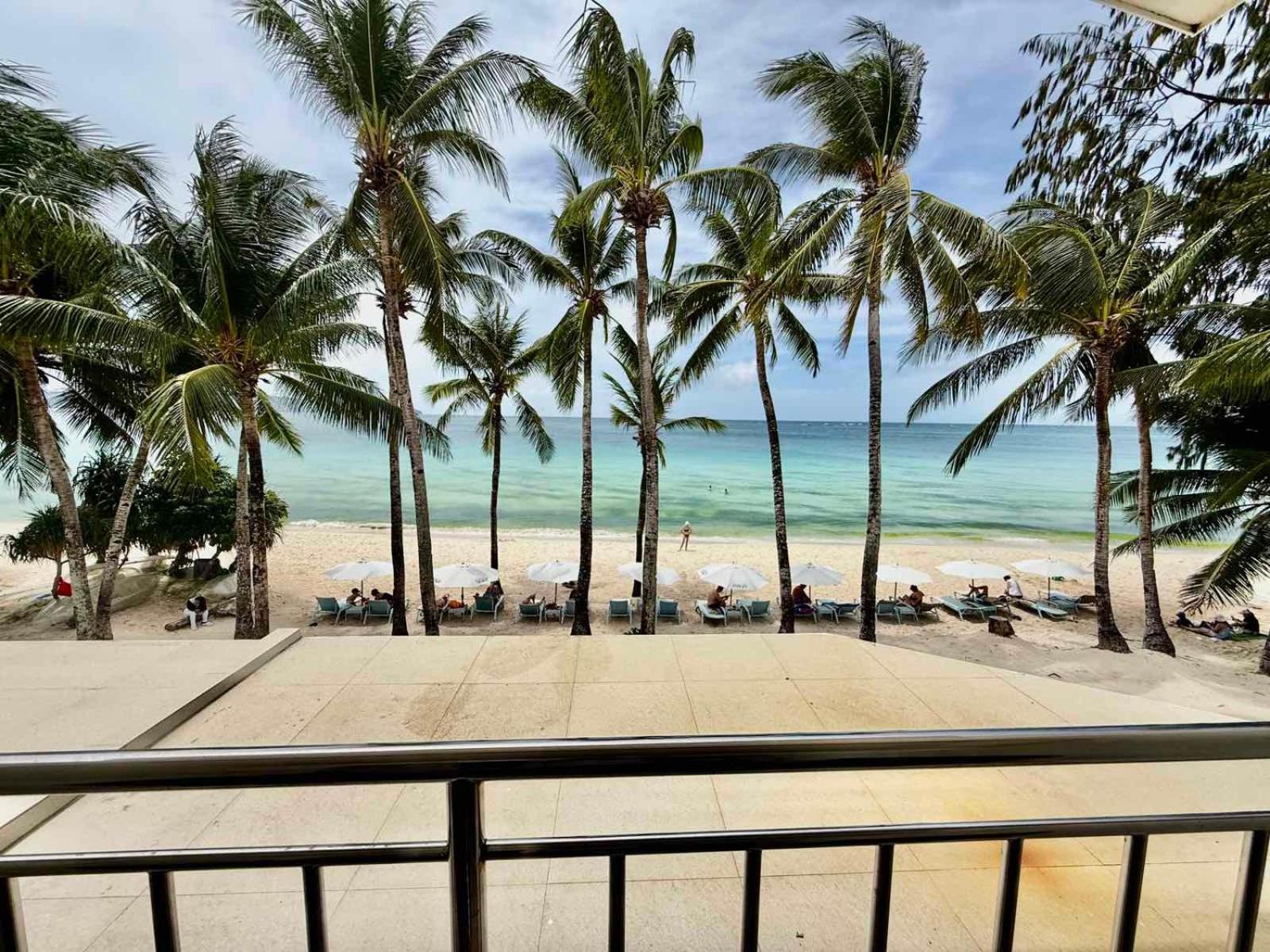 Calypso Beach And Dive Resort Manoc-Manoc ภายนอก รูปภาพ