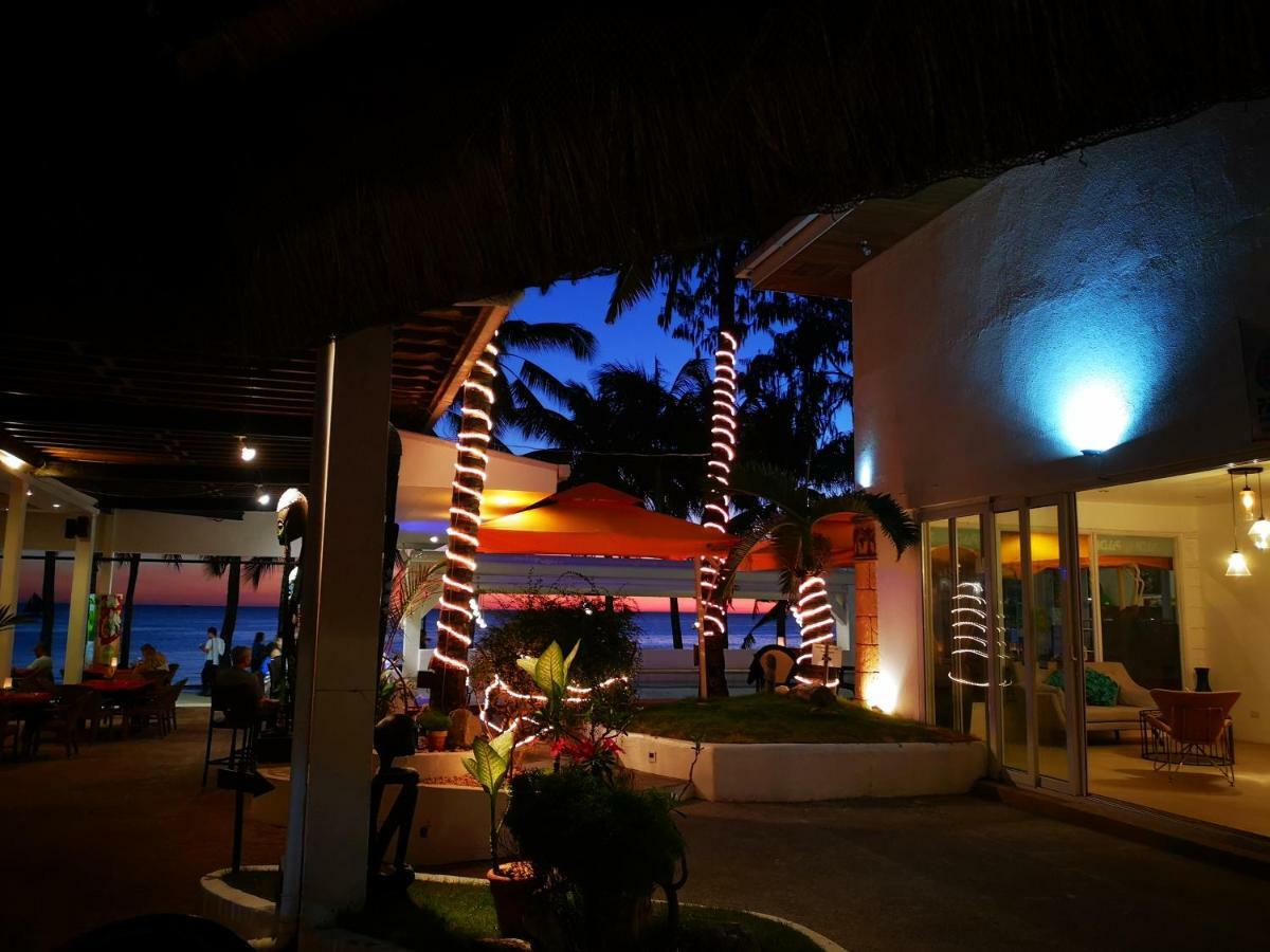 Calypso Beach And Dive Resort Manoc-Manoc ภายนอก รูปภาพ